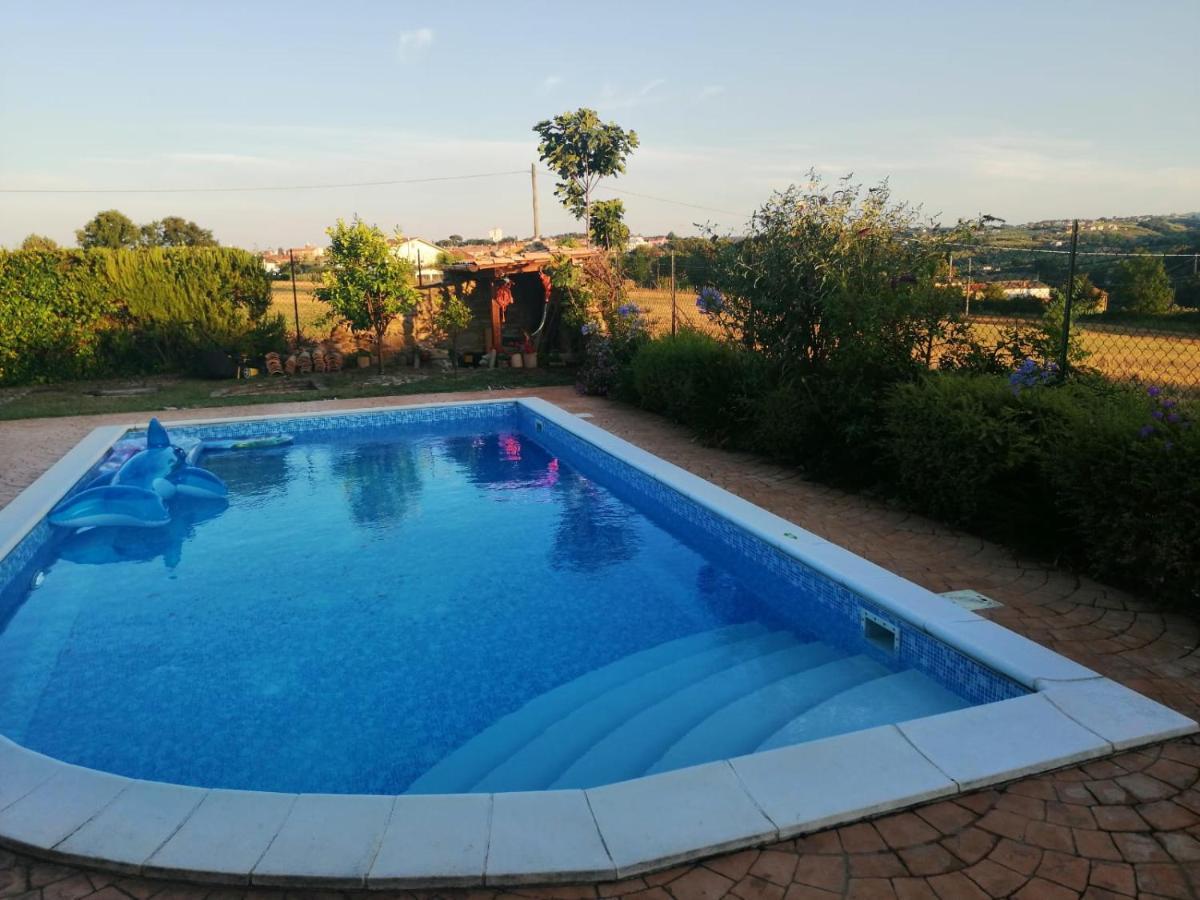 Villa Oscar Васто Екстериор снимка