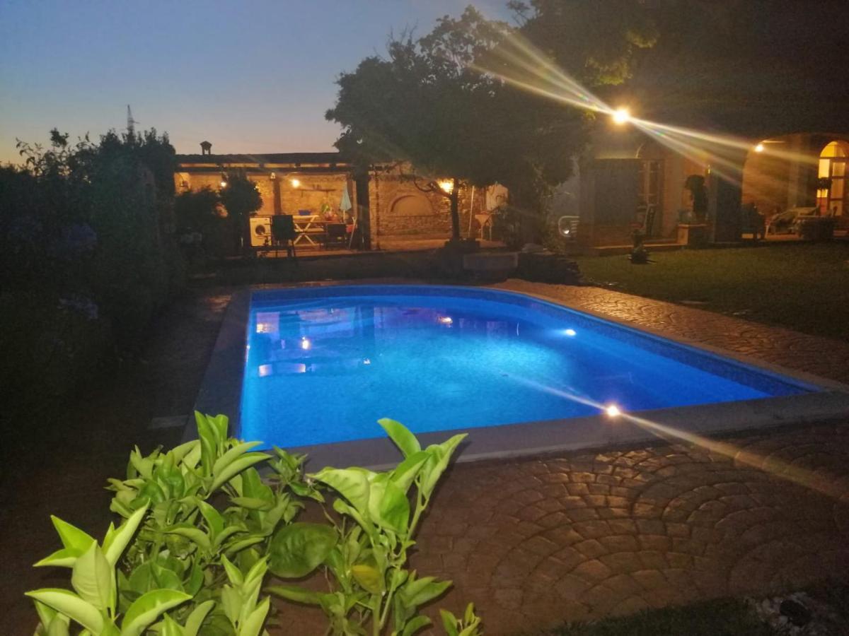 Villa Oscar Васто Екстериор снимка