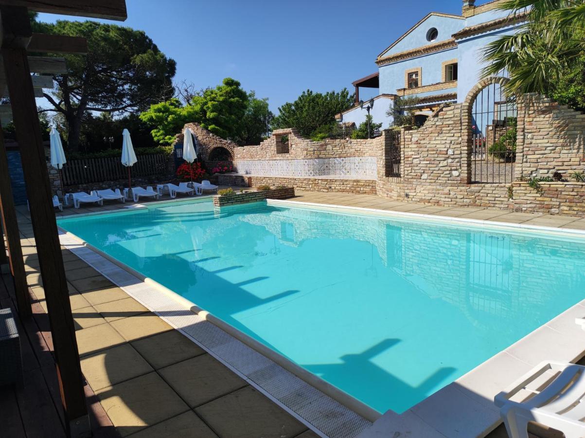 Villa Oscar Васто Екстериор снимка